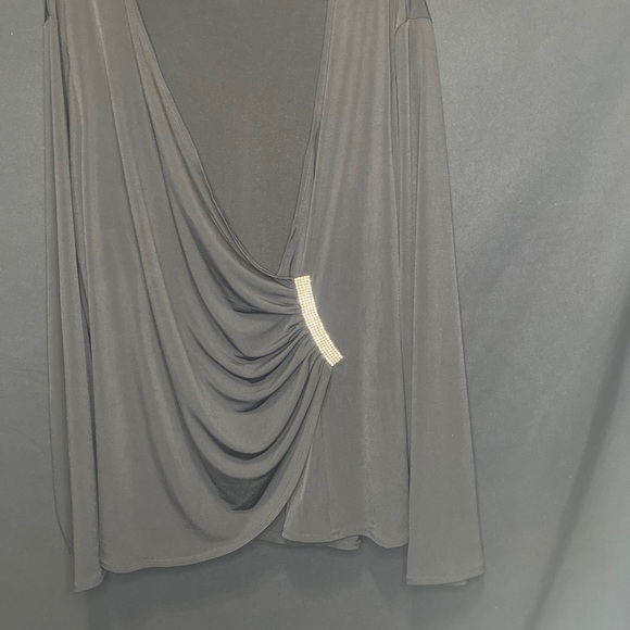 Blouse - Picture 2 of 3